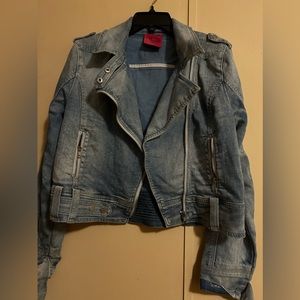Cropped jean jacket